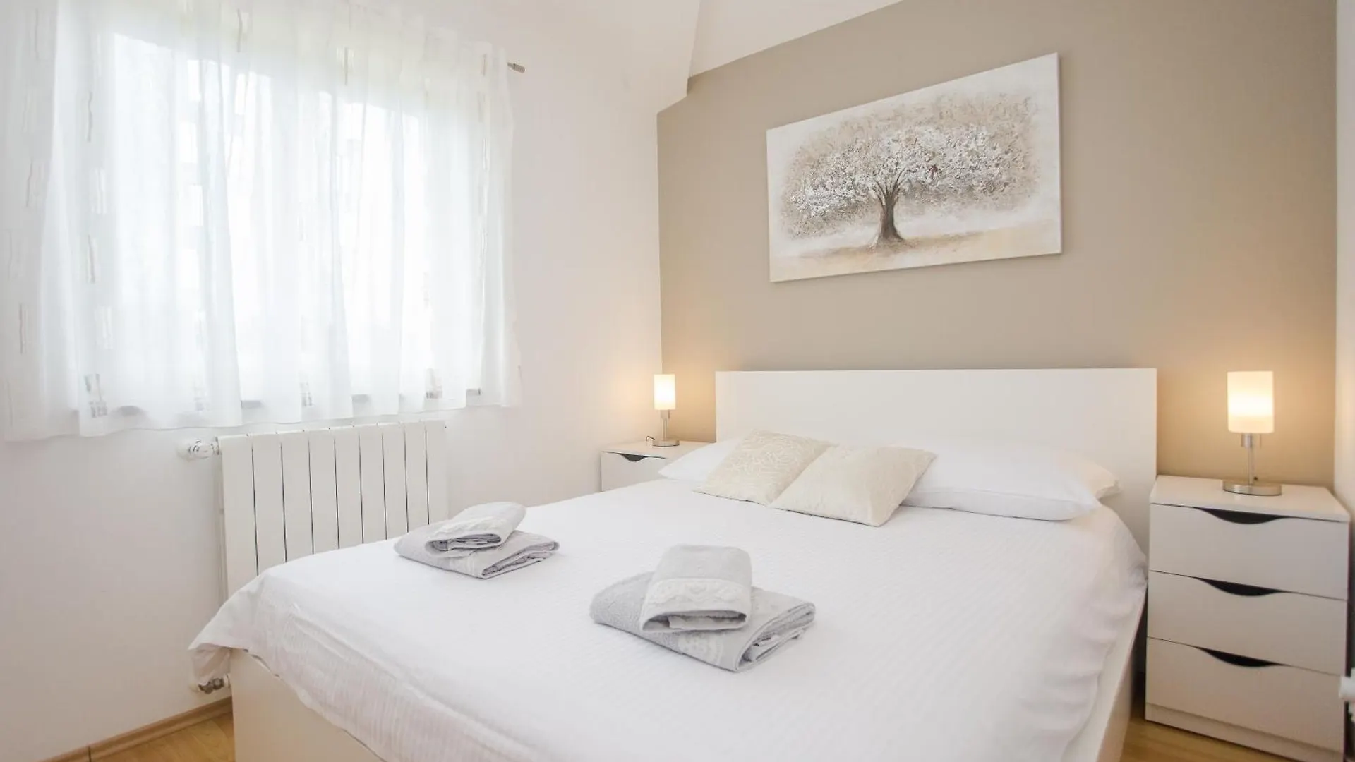 פורץ Apartments Lorena