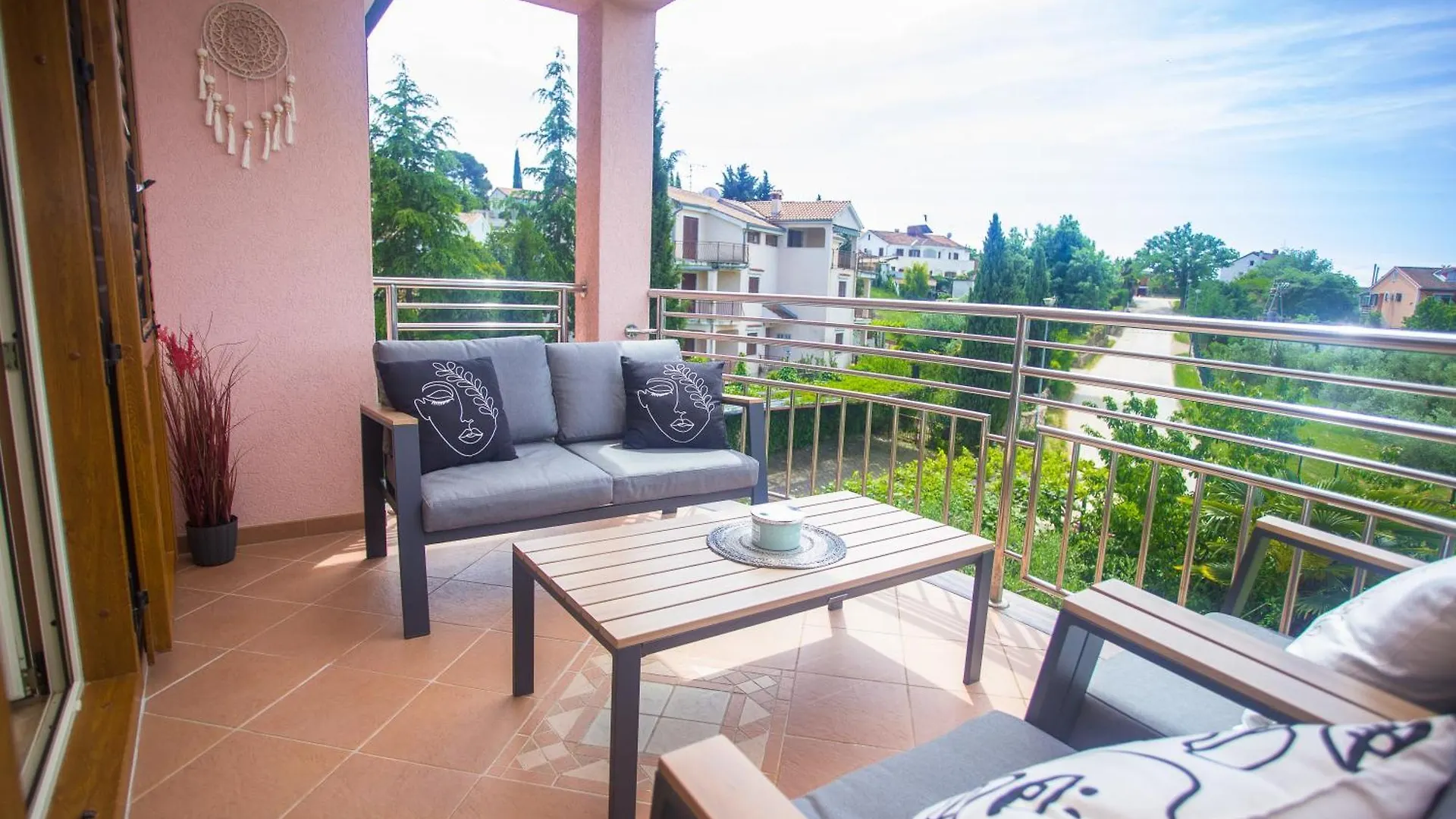 פורץ Apartments Lorena קרואטיה
